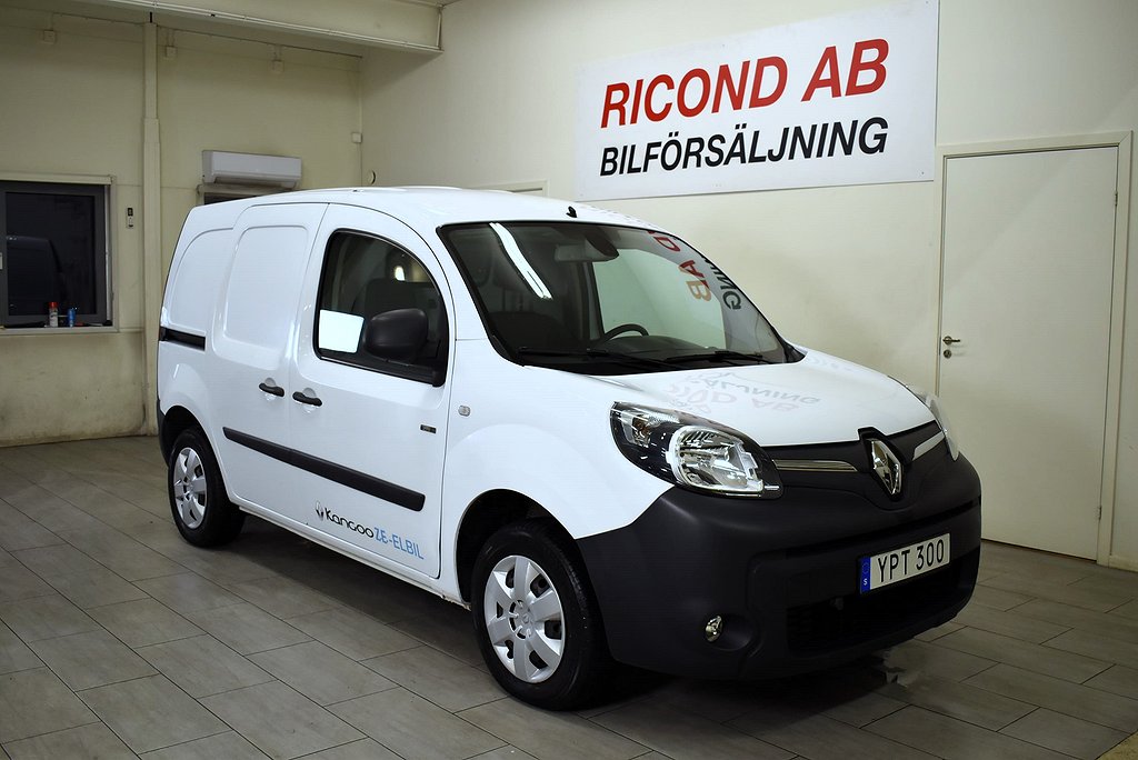 Renault Kangoo Z.E 33 kWh SKÅP ELBIL 2820MIL FRIKÖPT BATTERI