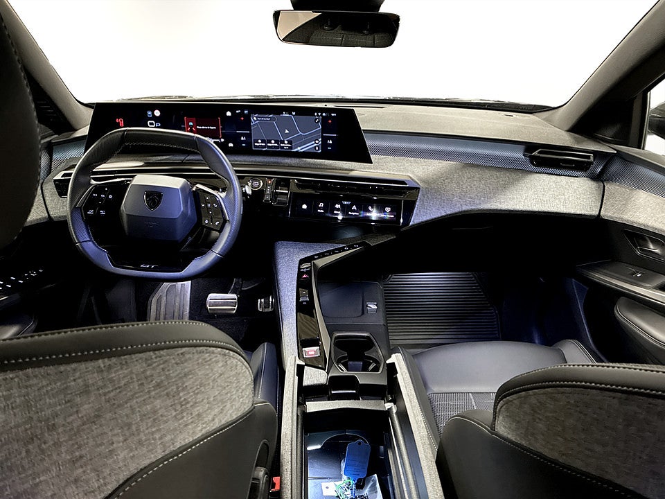 Bild på Peugeot 5008 GT Hybrid 145hk Aut KAMPANJ BRÄNSLE INGÅR