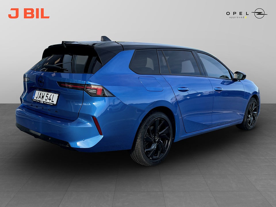 Bild på Opel Astra GS ST 1.2 PT 130hk Aut - RATTVÄRME