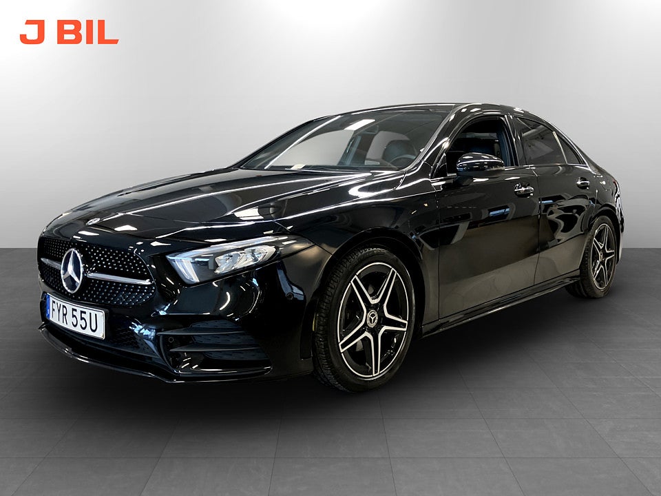 Mercedes-Benz A200 AMG PREMIUM NIGHT PACK 163hk Aut B-KAMERA CARPLAY