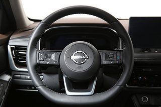 SUV Nissan X-Trail 16 av 27