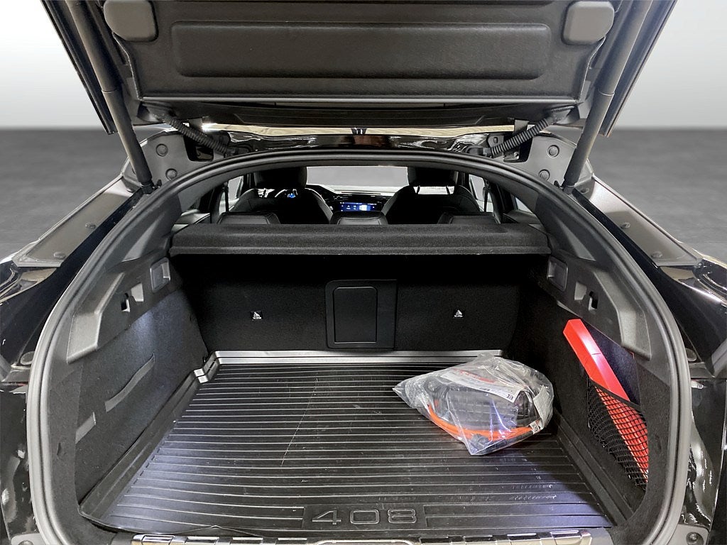 Bild på Peugeot 408 GT PHEV 225hk Aut - B-KAMERA, CARPLAY