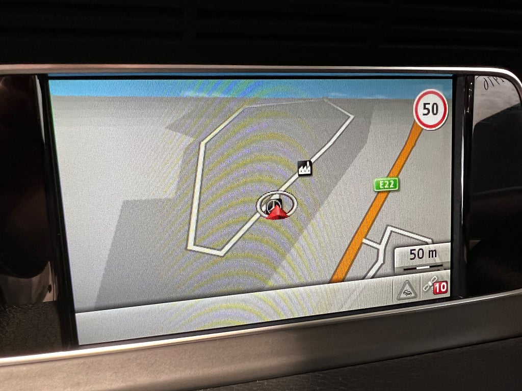 Mercedes-Benz E 220 d Cabriolet Avantgarde AMG fälgar Läder - bild 11