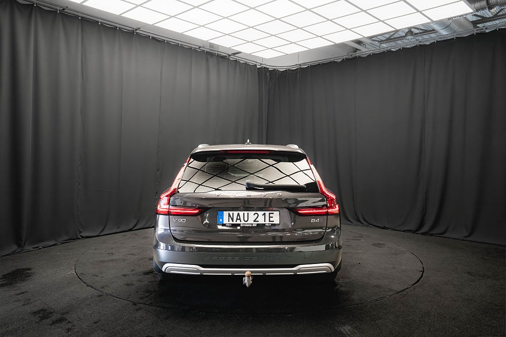 Volvo V90 Cross Country B4 AWD Advanced DRAG D-VÄRM KAMERA ADAPTIV-FAR