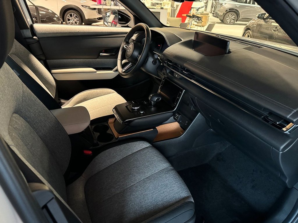 Mazda MX-30 Re-Leasing *KAMPANJ* | Bilar i lager! 2022