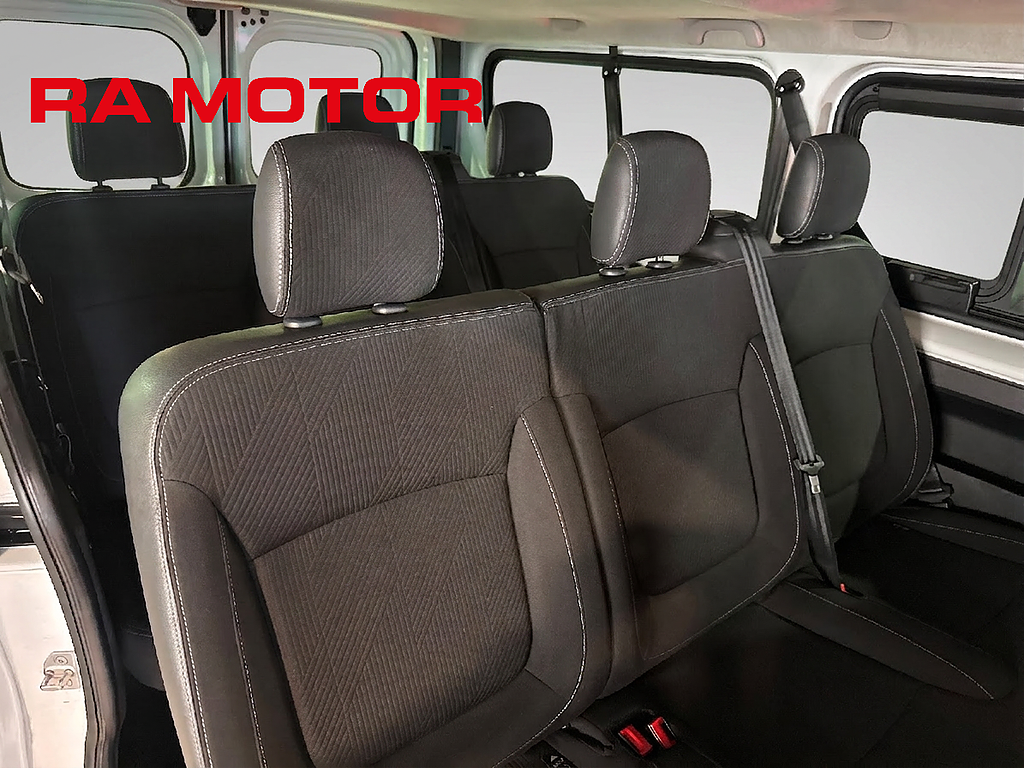 Nissan Primastar 2.0 dCi DCT| 9-sits | Moms | Värmare 2023