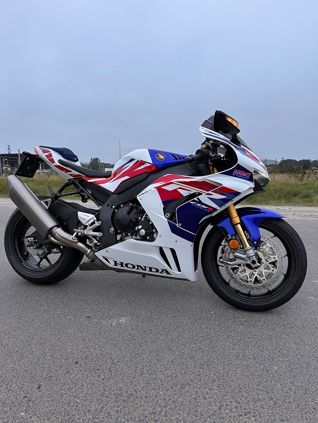 Honda CBR1000RR-R Fireblade SP 30th Anniversary / 20 mil /