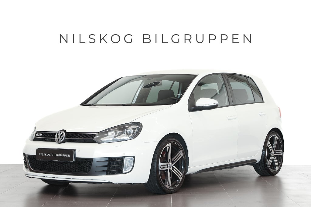 Volkswagen Golf GTD DSG | Dynaudio | DCC | Backkamera | SE SPEC!