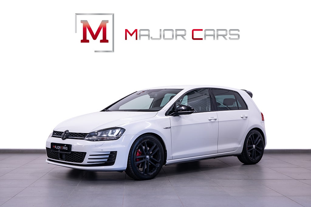 Volkswagen Golf GTD 2.0 TDI PDC Värmare Adaptiv 184HK