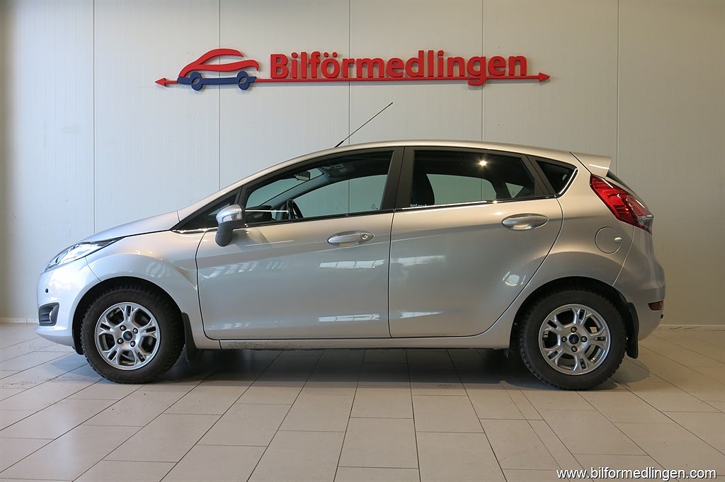 Ford Fiesta Titanium 1.0T EcoBoost V hjul OBS lågt miltal