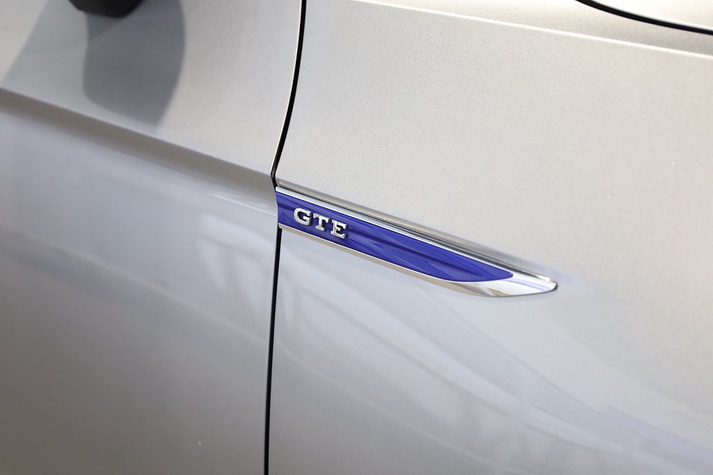 Volkswagen Passat Sportscombi GTE 1.4 TSI GTE Drag Navi Cockpit Moms 2022