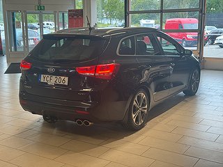 Kia Ceed 1.6 CRDi GT-Line Drag/Rattvärme/MoK/Kamera/Navi/S&V