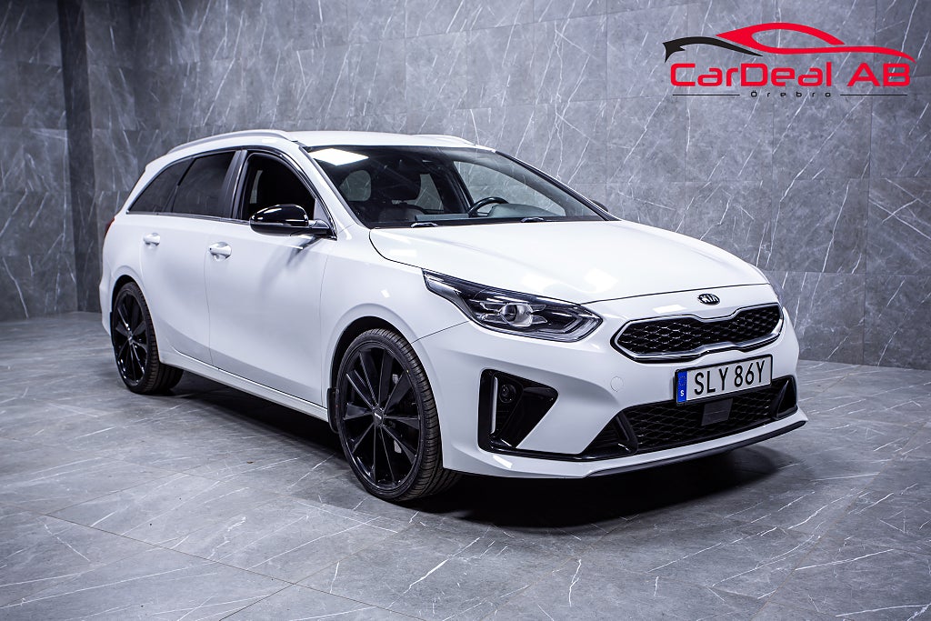 Kia Ceed Sportswagon 1.5 T-GDI GT-Line Kamera CarPlay Navi MOMS