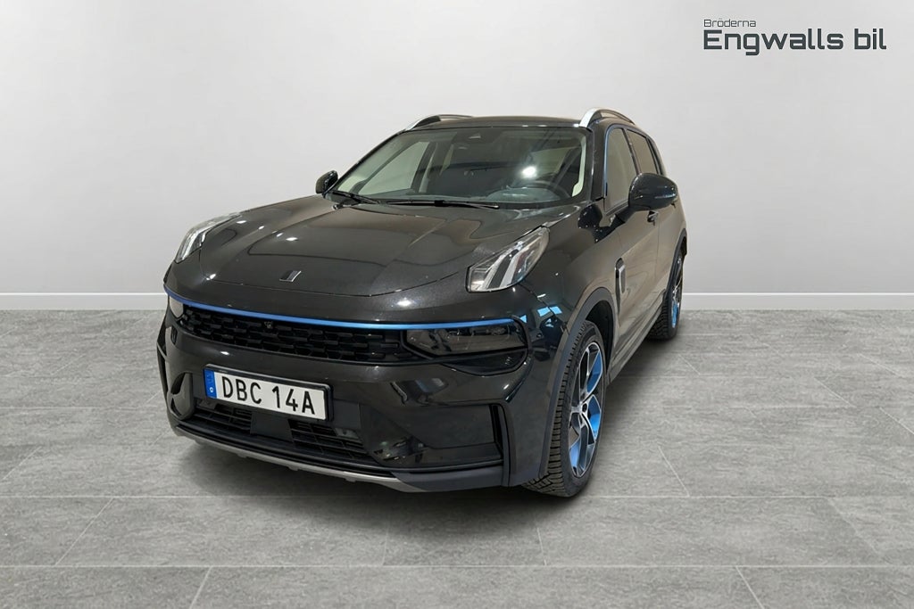 Lynk & Co 01  PHEV Panorama / 360-kam / Navi / Keyless / Moms