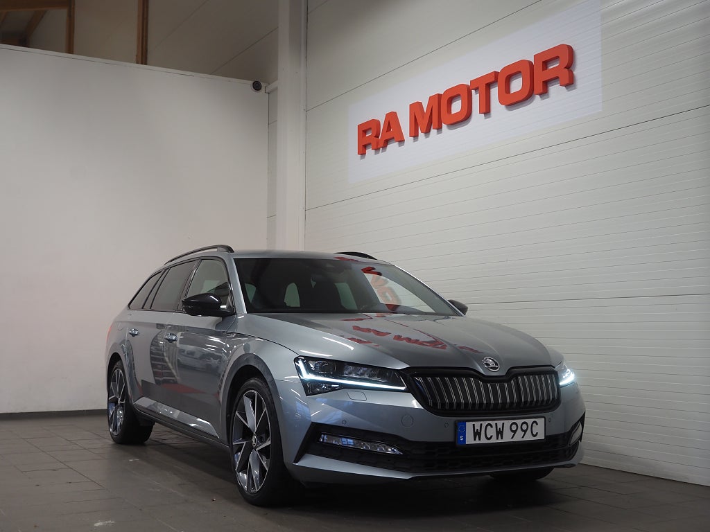 Skoda Superb iV 218hk  Sportline |Cockpit|Drag|Värmare| 2021