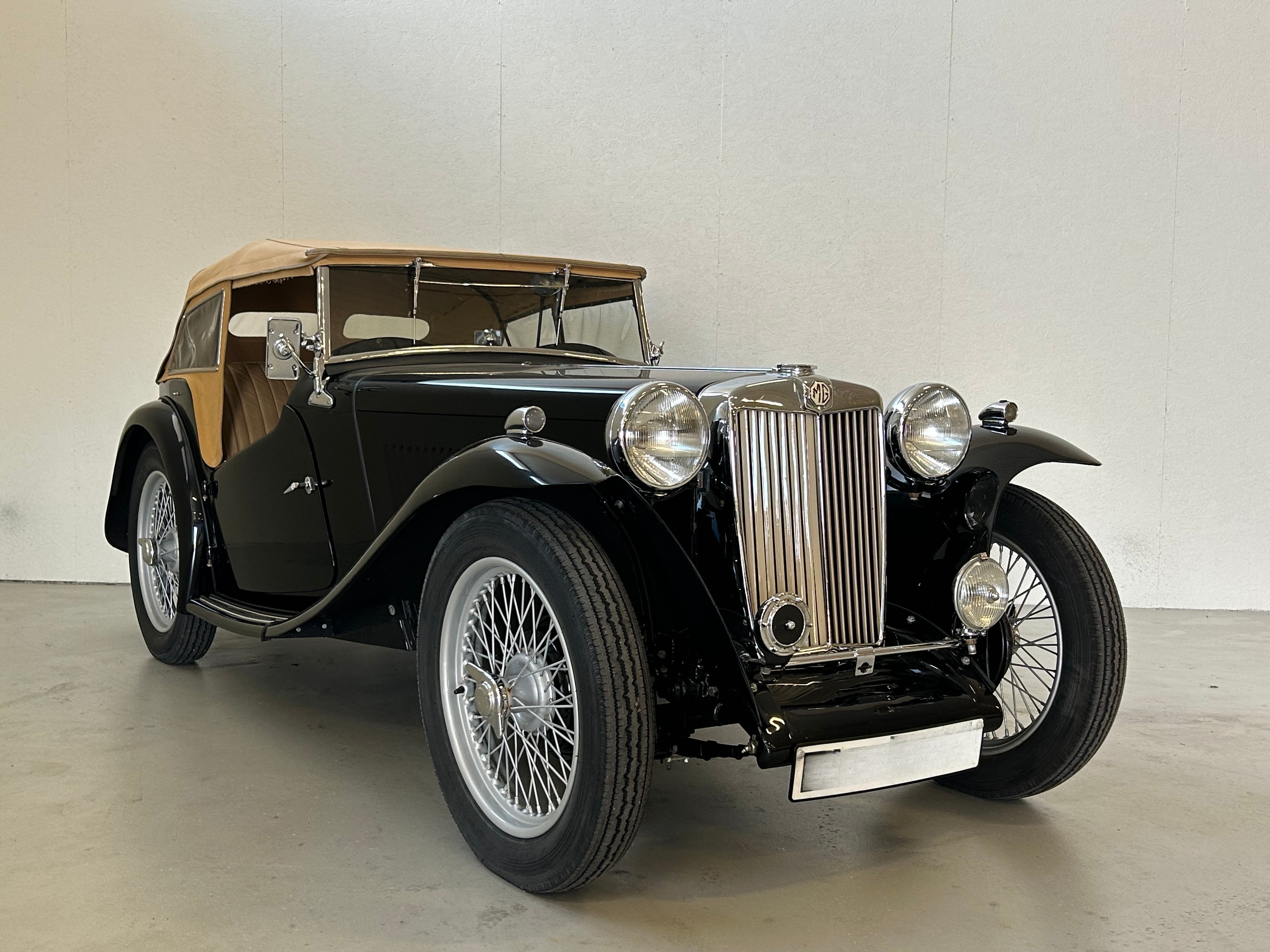 MG T-Type TC Midget 1.25 1946, kuva 3/40
