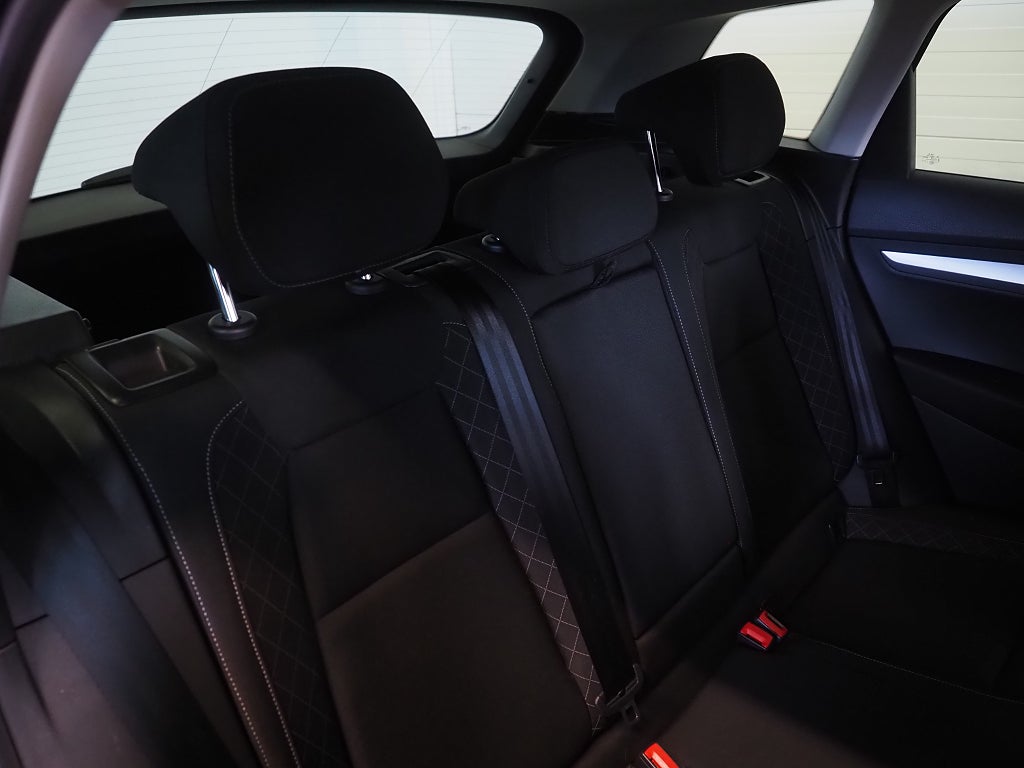 Skoda Karoq 1.0 TSI 115hk Ambition | Adaptiv farthållare | PDC | 2019