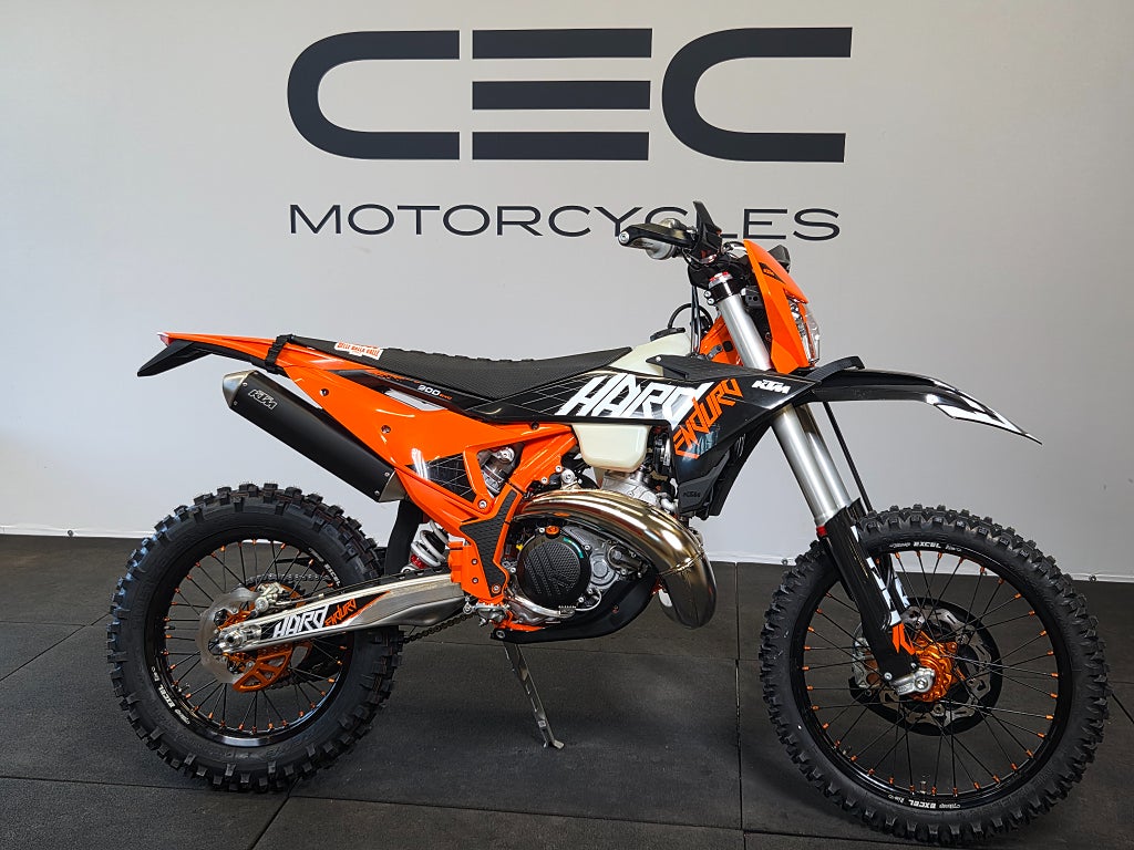 KTM 300 EXC HARDENDURO *Finns i butik* *Fri hemleverans* 