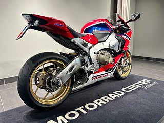 Honda CBR1000RR SP1 /3,45%/860mil/Yoshimura/Quickshifter