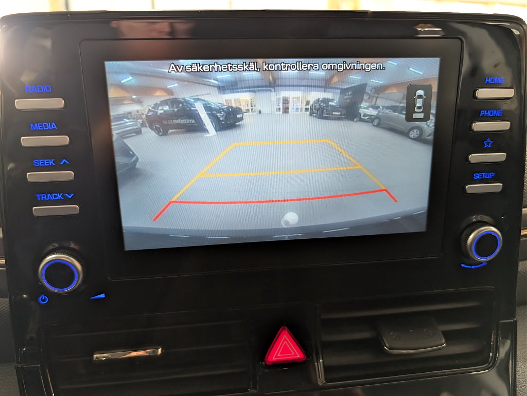 Hyundai IONIQ Plug-in 1.6 + 8.9kWh DCT Trend M-värm/kamera/SoV thumbnail