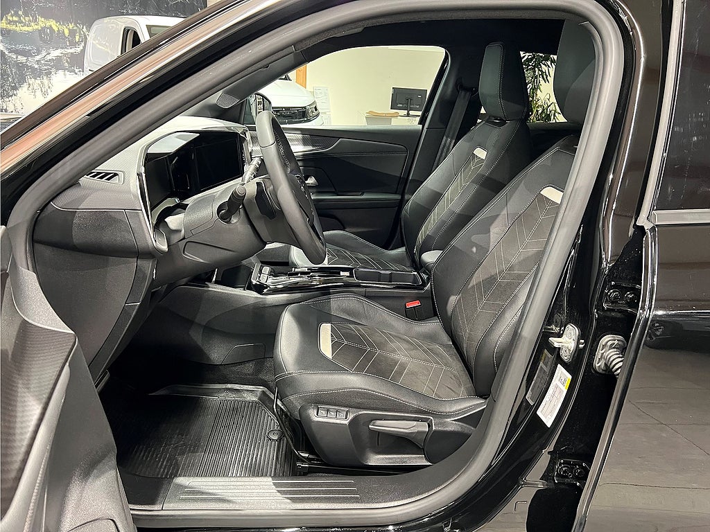 Bild på Opel Mokka Ultimate 1.2 PT 130hk Aut - CARPLAY, B-KAMERA