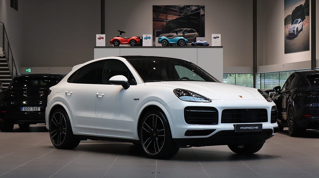 Porsche Cayenne Coupé E-Hybrid 462hk