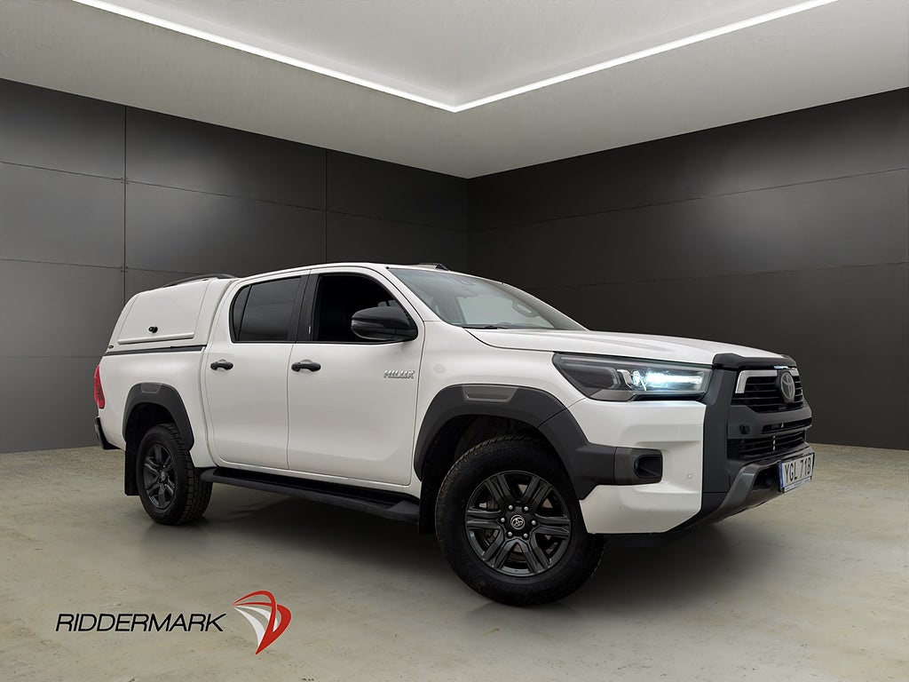 Toyota Hilux Invincible 2.8 4WD M/K-Värm Drag JBL Kåpa Moms