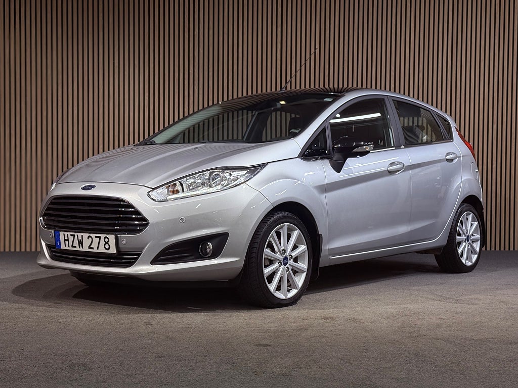 Ford Fiesta 100hk | Ny k-remm/Nybes/Bluetooth/Årsskatt 360kr