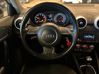 Audi A1 Sportback 1.2 TFSI Sport SoV-däck/MoK-värm/Kedja