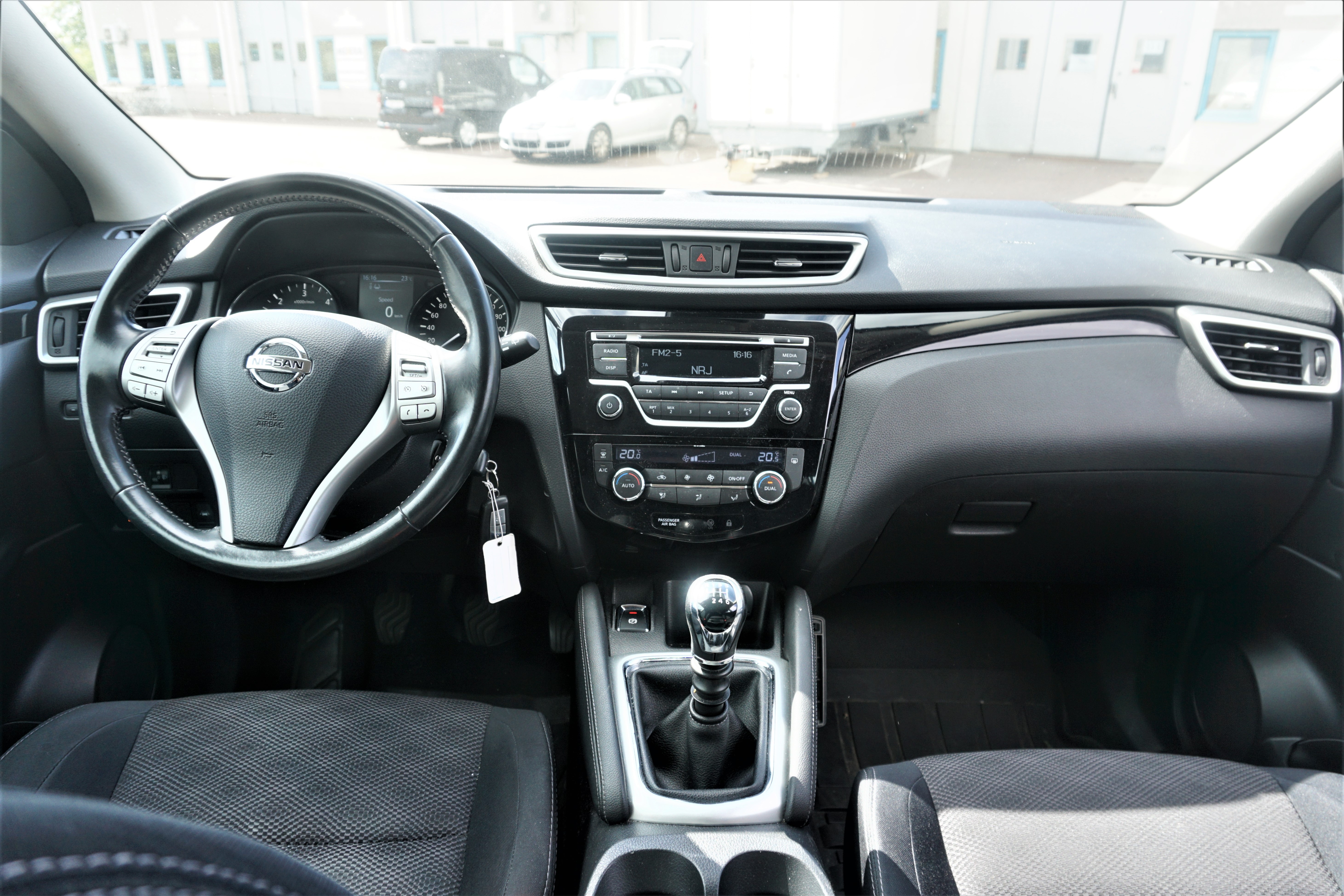 Nissan Qashqai 2015, kuva 2/39
