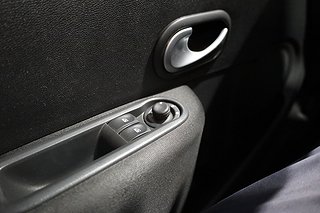 Halvkombi Renault Clio 12 av 12