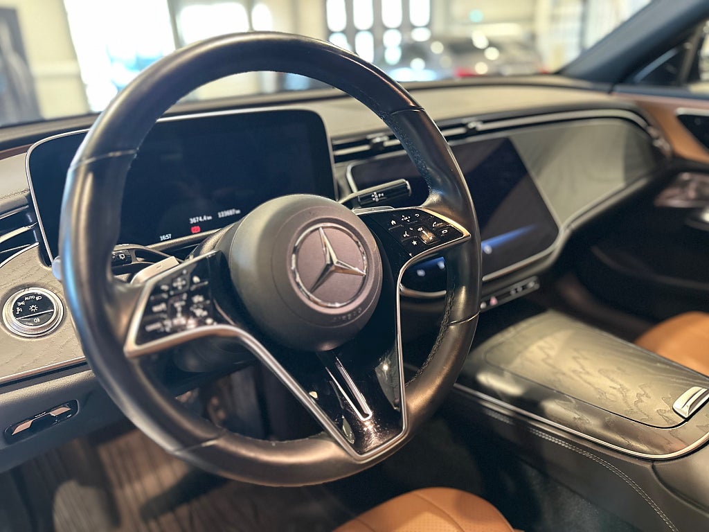 Mercedes-Benz E 2024 - miniatyr 14
