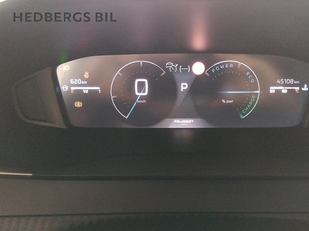 Peugeot 2008 Hybrid 145 1.2 PureTech Allure Automat thumbnail