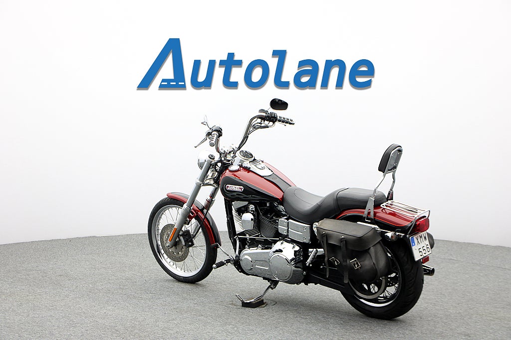 Harley-Davidson Wide Glide *Nyservad Sissybar Sidoväskor