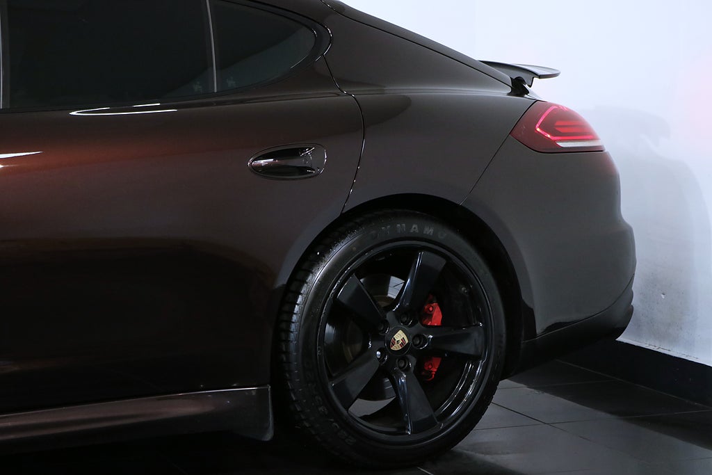 Porsche Panamera 2015 - miniatyr 25