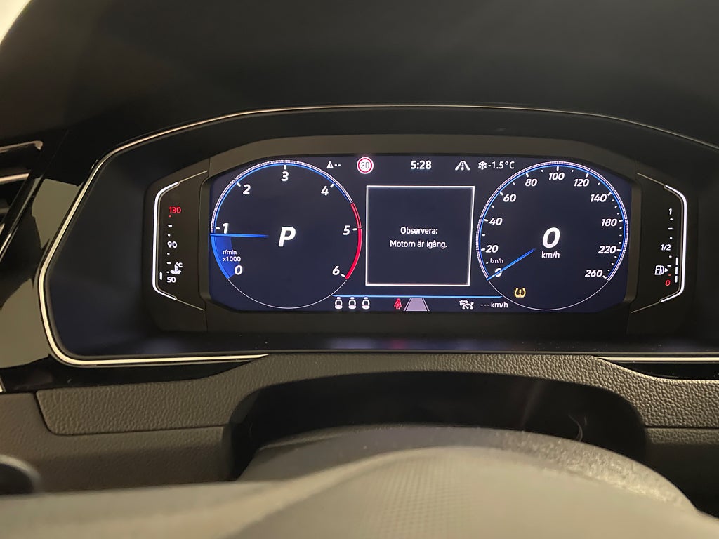 Volkswagen Passat 2021 - miniatyr 13