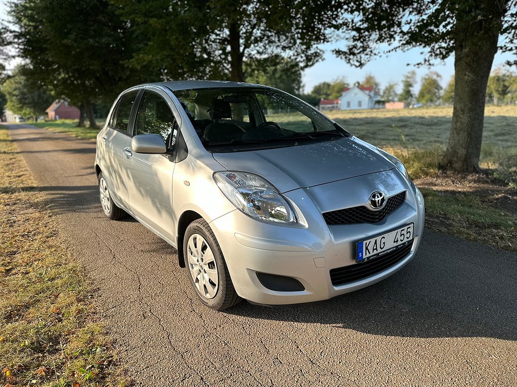 Toyota Yaris 5-dörrar 1.33 Dual VVT-i fint skick 