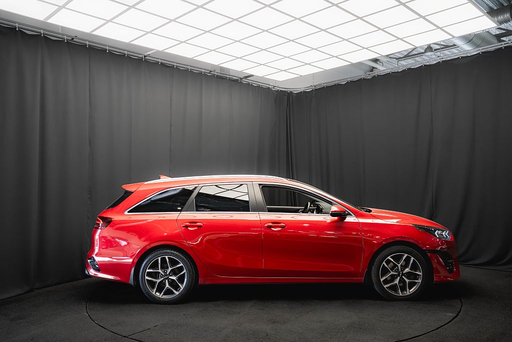 Kia Ceed Plug-in Advance Plus 2 PANO DRAG LÄDER KAMERA MOMS