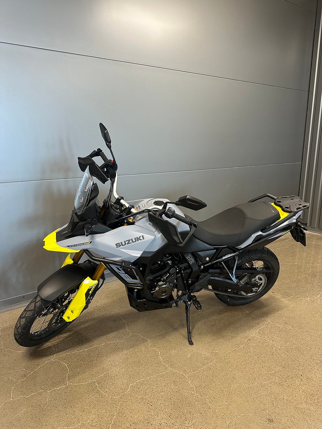 Suzuki V-Strom DL 800 