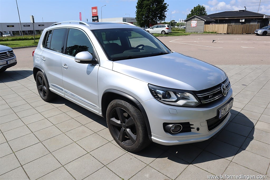 Volkswagen Tiguan TIGUAN 2.0 TSI 4Motion 180hk Panoramatak Navi Drag