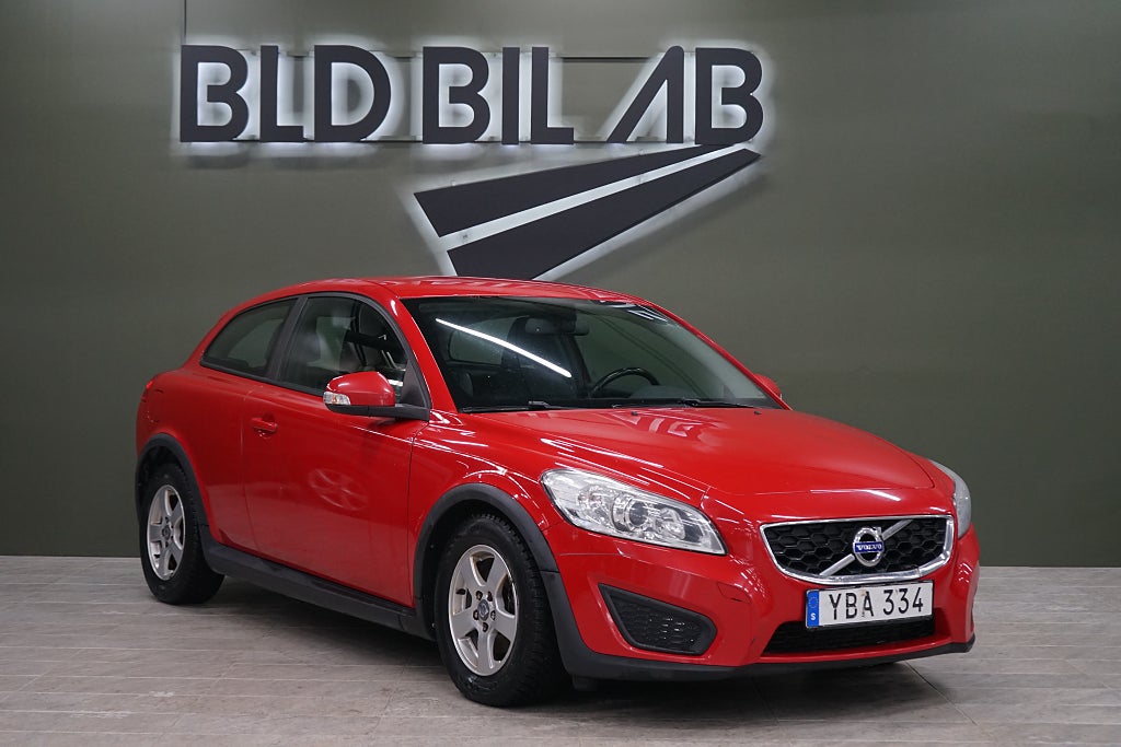 Volvo C30 D2 Kinetic AUX PDC NAVI KAMBYTT 115HK