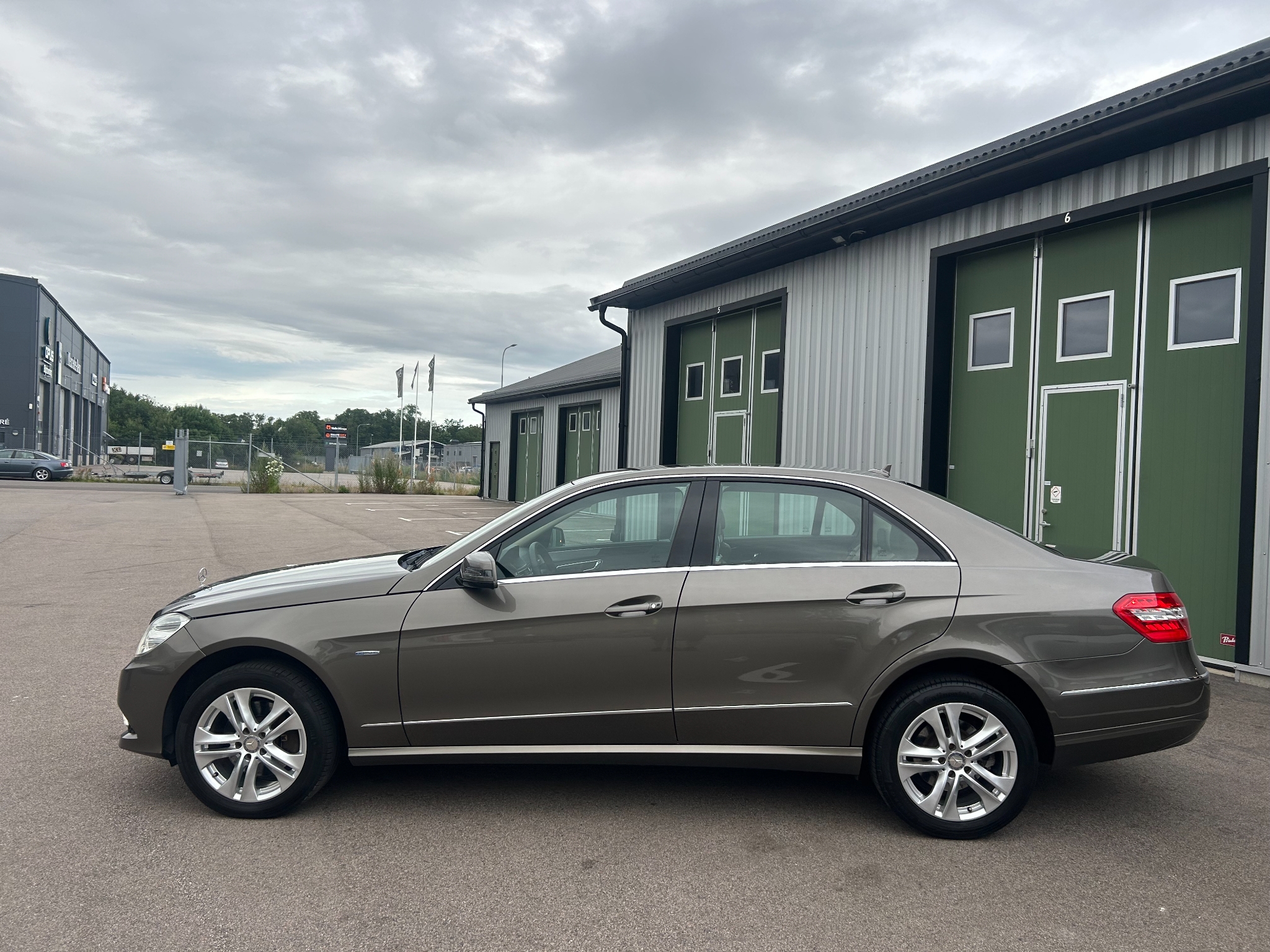 Mercedes-Benz E 2010, bild 5/46