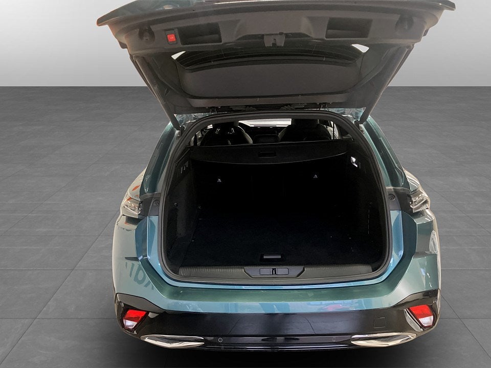 Bild på Peugeot 308 SW GT 1.2 PT 130hk Aut - 360-KAMERA, CARPLAY