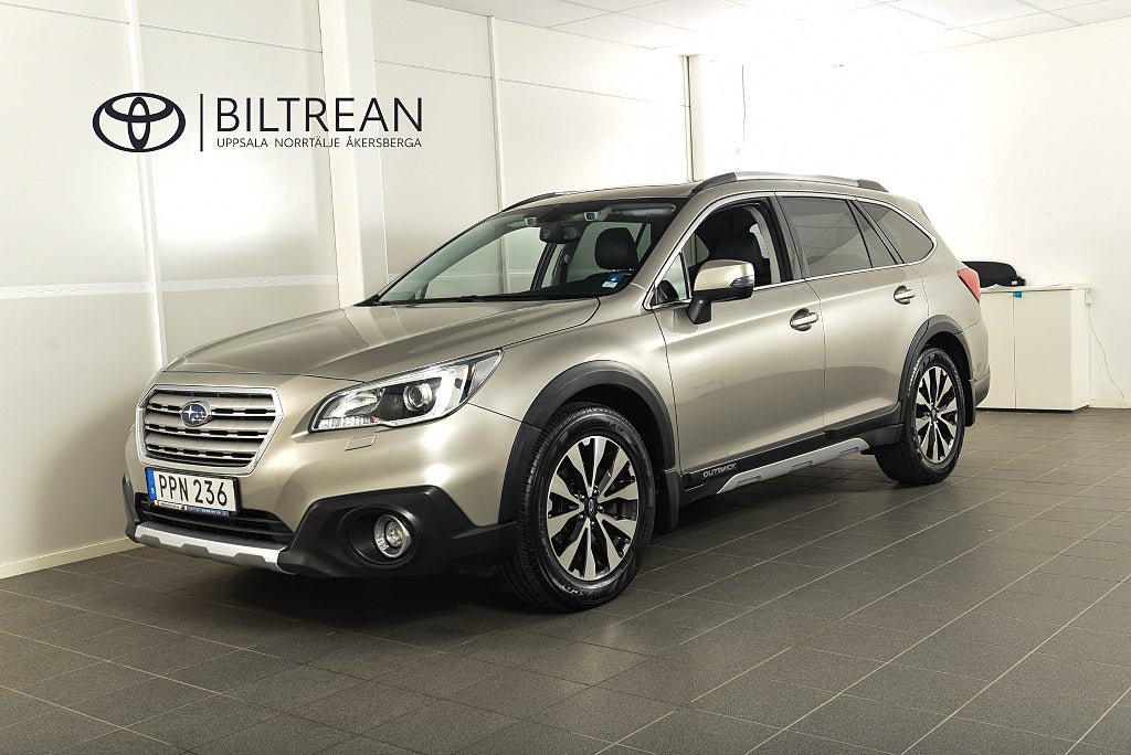 Subaru Outback 2.5 4WD Drag Backkamera Navi M&K-värm
