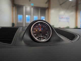 SUV Porsche Macan 17 av 25