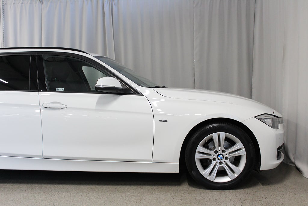 BMW 318D Touring Steptronic Sport line, Drag, S&V-hjul