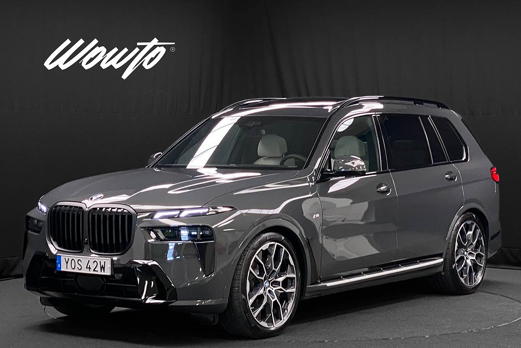 BMW X7 xDrive40i M-Sport/Pano Sky Lounge/ Drag /H/K /SE SPEC