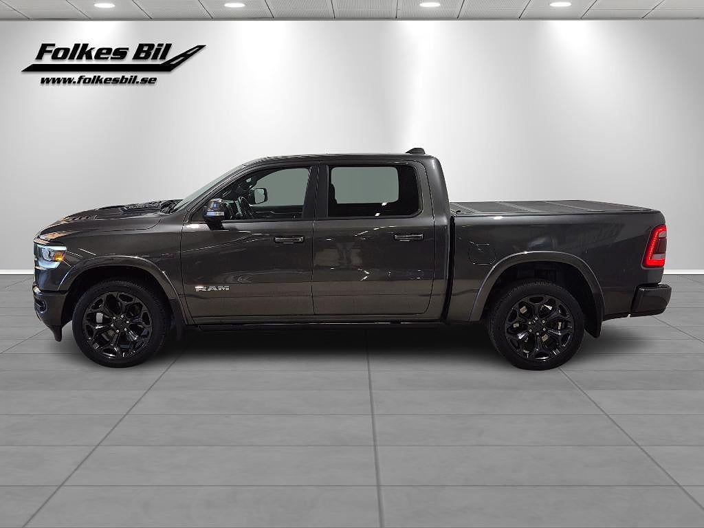 Dodge RAM 1500 Crew Cab Laramie Sport V8 HEMI Luftfj.