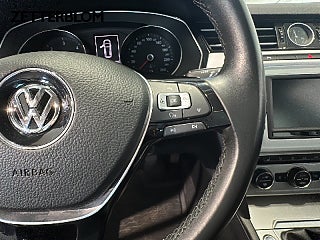 Kombi Volkswagen Passat 17 av 18