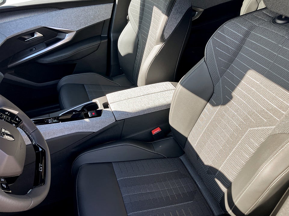 Bild på Peugeot 5008 GT Hybrid Aut - DEMO